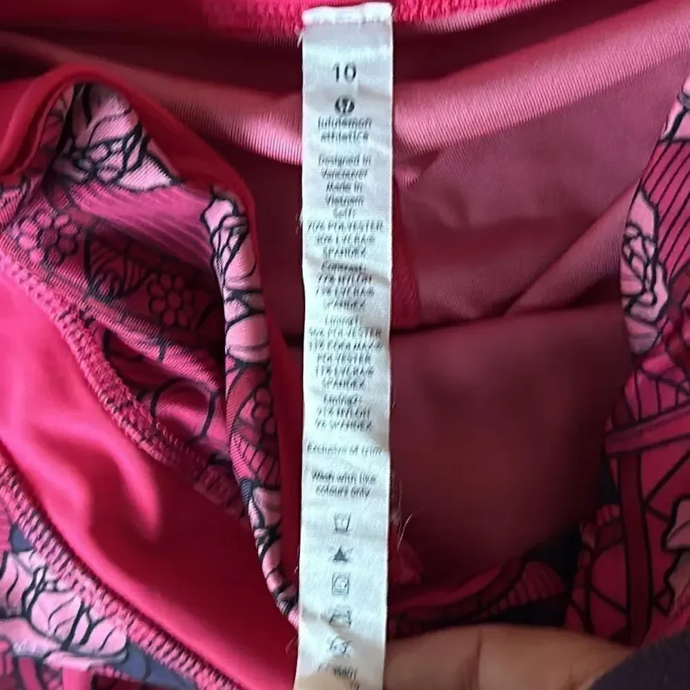 Lululemon Inspire Crop I All Full-On Lux 4 Pink Rose Floral Leggings!